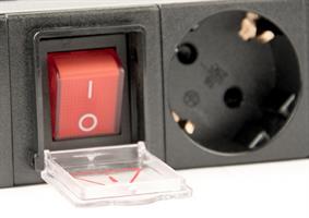TECHMADE GEMBIRD PDU 8 PRESE SHUKO,1U,16A, CAVO 3MT
